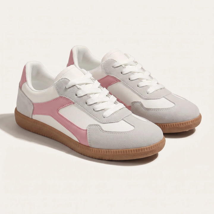 Women's Retro Low Top Sneakers - Lace Up for Casual
