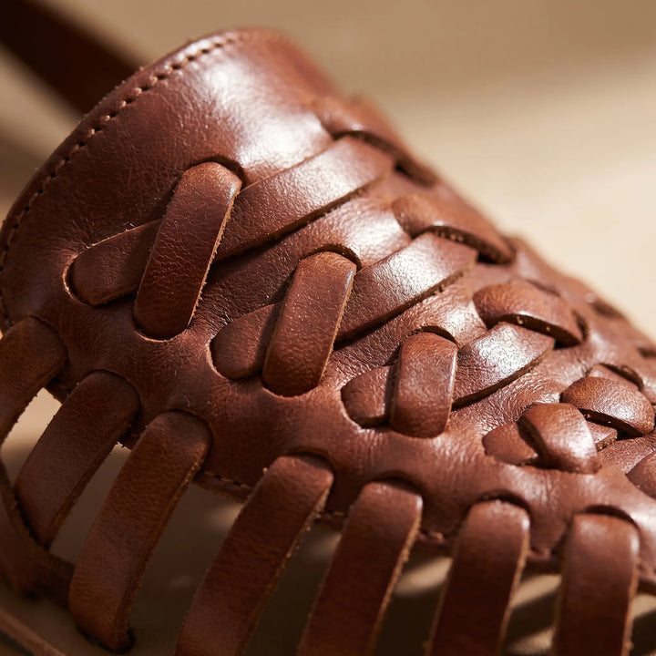 Women's Woven Flat Sandals - Slip On Closed Toe for Summer