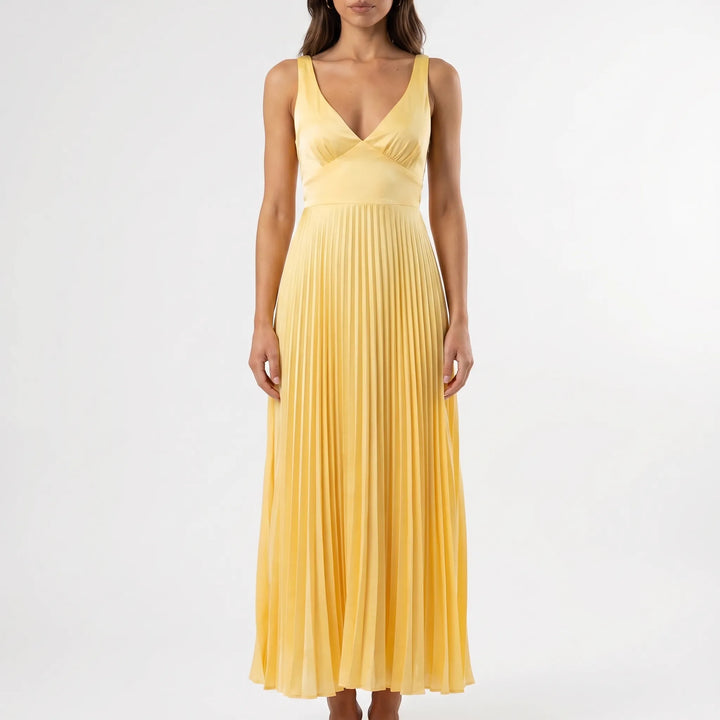 Women's Pleated Maxi Dress - Elegant V Neck for Summer