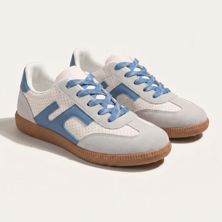 Women's Retro Low Top Sneakers - Lace Up for Casual