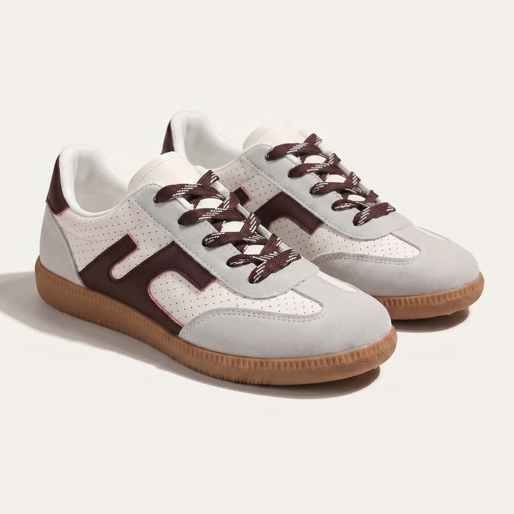 Women's Retro Low Top Sneakers - Lace Up for Casual