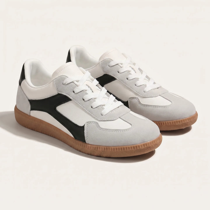 Women's Retro Low Top Sneakers - Lace Up for Casual