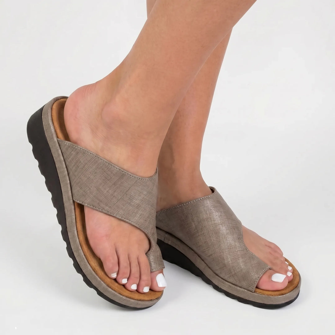 Women's Toe Loop Sandals - Platform Slides for Summer